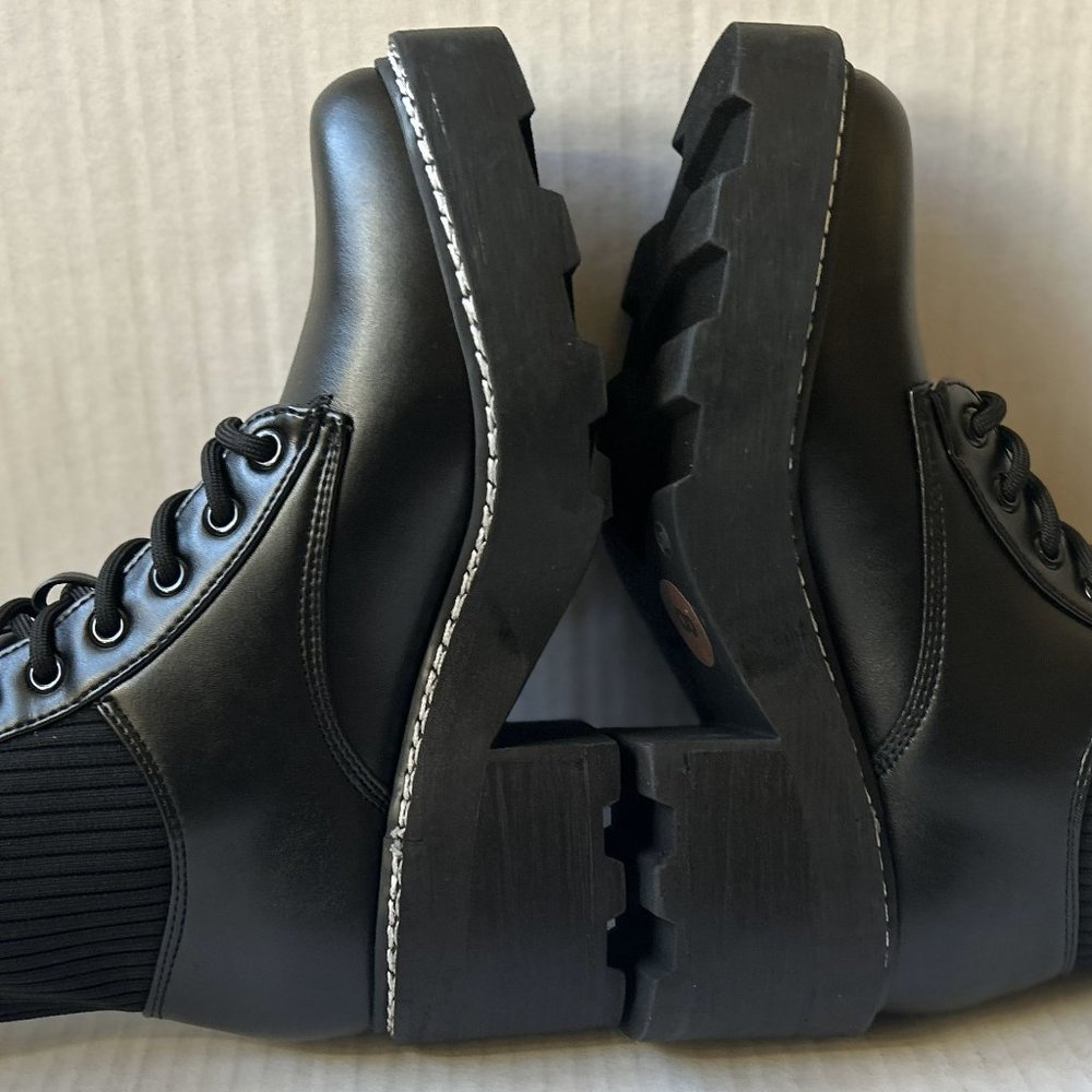 Marc Fisher Women's Lamit2 Ankle Boot Size 6M